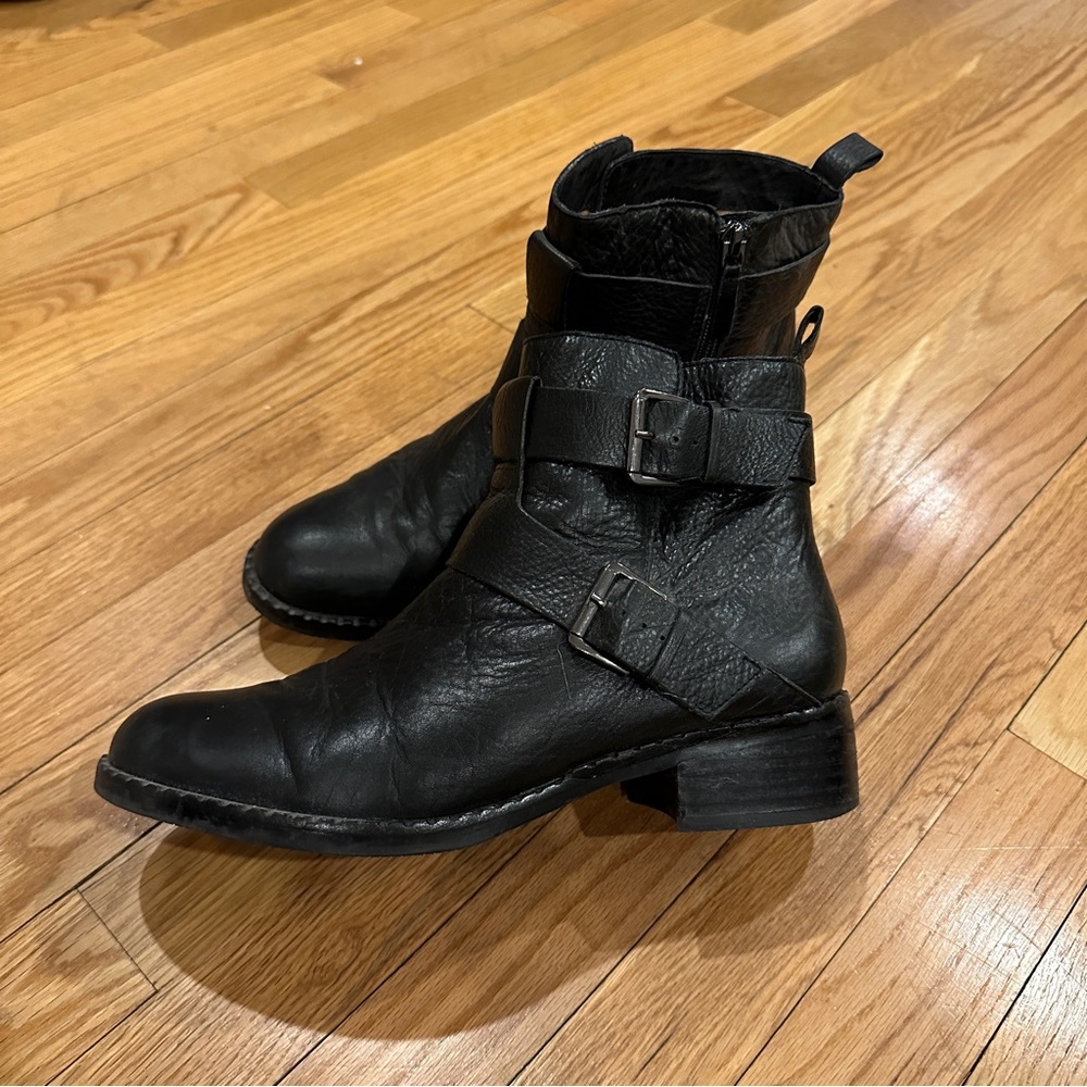 Gentle Souls Kenneth Cole Black Leather Ankle Moto Boots 10 M